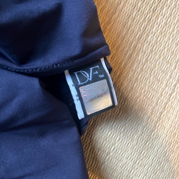 Diane von Furstenberg V-neck Wrap Mini Dress with Ruffles - Picture 6 of 6